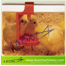 LEON beliebtestes Geflügelmast-Trinksystem für den Bauernhof